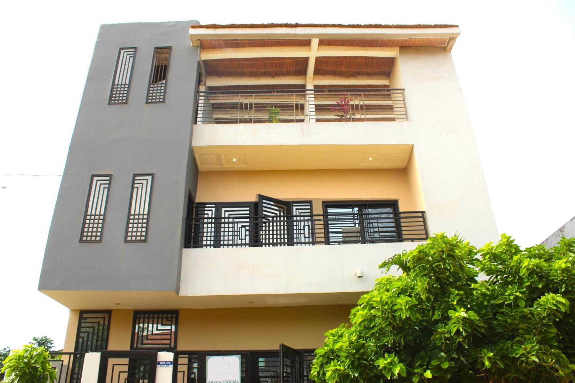 Mb Properties - Brufut Garden Apartments Bagian luar foto